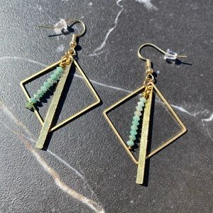 Hypoallergenic Square Emerald Earrings with Bar
